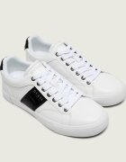 GUESS Sneakers Cribe2