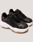 GUESS Sneakers Hapyy3