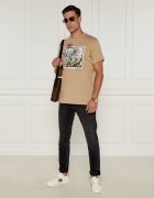 GUESS Tricou FLOWER BOX | Regular Fit