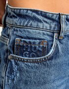 Hugo Blugi Garlene | Mom Fit