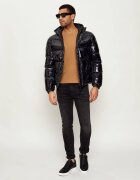 Hugo Geacă Baro2541 | regular fit