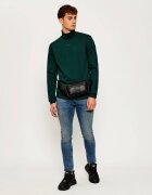 Hugo Maletă Daporollo | regular fit