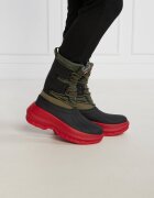Kenzo Caloși x HUNTER cu adaos de piele