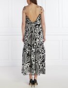 Liviana Conti De in rochie