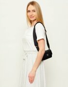 Michael Kors De piele geantă poștaș XS EW Sling