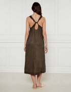 MM De in rochie DOUGLAS