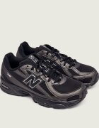 New Balance Sneakers U740