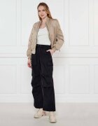 Parajumpers Pantaloni cargo AVICE | Oversize fit