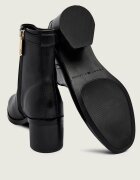 Tommy Hilfiger De piele botine cu toc