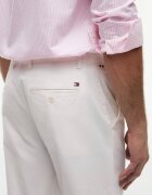 Tommy Hilfiger Pantaloni chino Denton TH x F.C. Liverpool | Straight fit