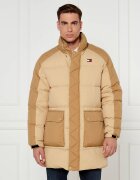 Tommy Jeans De puf geacă | Regular Fit