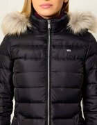 Tommy Jeans De puf geacă | Slim Fit