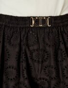 TWINSET De dantelă pantaloni scurți | Regular Fit