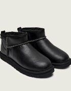 UGG Bocanci Classic Ultra Mini | piele