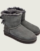 UGG Bocanci Mini Bailey Bow II | shearling | zamsz | lână
