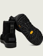 UGG Bocanci W Classic Mini | cu gore-tex | zamsz