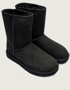 UGG Bocanci W Classic Short II | piele întoarsă
