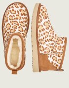 UGG Bocanci W CLASSIC ULTRA MINI PLAINS | piele întoarsă (zamsz) | cu adaos de lână