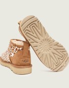 UGG Bocanci W CLASSIC ULTRA MINI PLAINS | piele întoarsă (zamsz) | cu adaos de lână