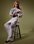 House Pantaloni de trening cu imprimeu