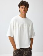 House Tricou cu aplicație