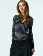 House Tricou în