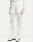 adidas Pantaloni trening Firebird Classic KE3455 Écru Regular Fit