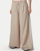 adidas Pantaloni trening Firebrid Adilenium Track KT0019 Relaxed Fit