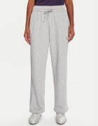 adidas Pantaloni trening Holiday 3-Stripes Fleece JM1888 Loose Fit