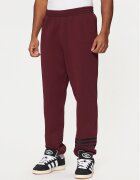 adidas Pantaloni trening Neuclassics JC9902 Loose Fit