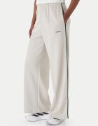 adidas Pantaloni trening Seasonal Essentials Colourpop JZ0192 Regular Fit