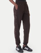 adidas Pantaloni trening Seasonal Essentials Leopard Print KA4720 Regular Fit