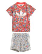 adidas Set tricou și pantaloni scurți Liberty London JY3016 Regular Fit