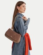Calvin Klein Geantă Ck Conv Chain Brushed Medium Bag LV04F3407G