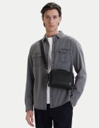 Calvin Klein Geantă crossover Emblem Hw Camera Bag LV04D3291G