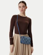 Calvin Klein Geantă Emblem Aop Denim Camera Bag LV04F3430G