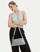Calvin Klein Geantă Embossed Logo Shoulder Bag K60K612550