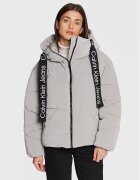 Calvin Klein Jeans Geacă de iarnă J20J220017 Regular Fit