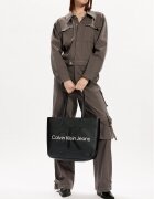 Calvin Klein Jeans Geantă Sculpted Shopper29 Mono K60K610276