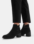 Clara Barson Botine CEO-LM9690-T21