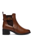 Clara Barson Botine CEO-RE21E838-27