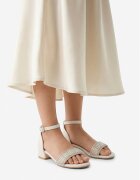 DeeZee Sandale CEO-CM240430-5