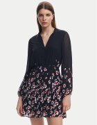 Desigual Rochie tip cămașă 25SWVW31 Regular Fit