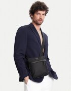 Emporio Armani Geantă crossover EM001807 AF13454 UC001