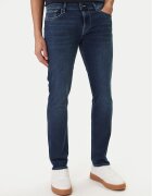 GUESS Blugi M6RAS2 D0632 Slim Tapered Fit