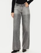 GUESS Blugi W5RA96 D5M31 Regular Fit