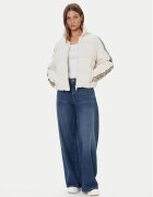 GUESS Geacă de iarnă V5BL11 WGYC2 Écru Regular Fit