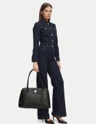 GUESS Geantă Patsie Travel TWSN99 19024