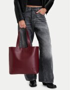 GUESS JEANS Geantă CEO-GUESS-B-010-09 Vișiniu