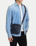 GUESS JEANS Geantă crossover CWBEO-GUESS-B-003-09 Bleumarin